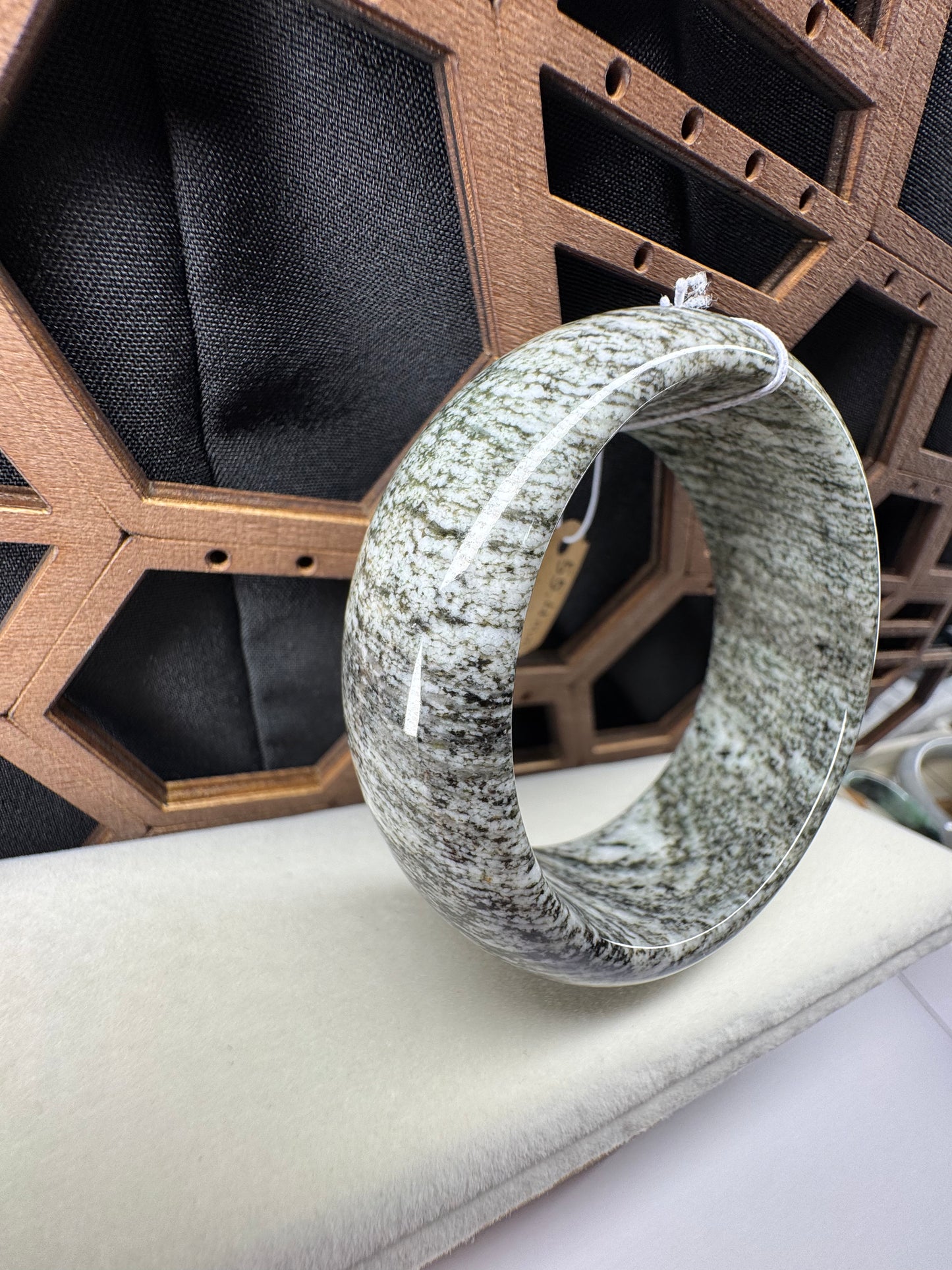 Fashionista thick bang(21mm) jadeite jade bangle, 55mm