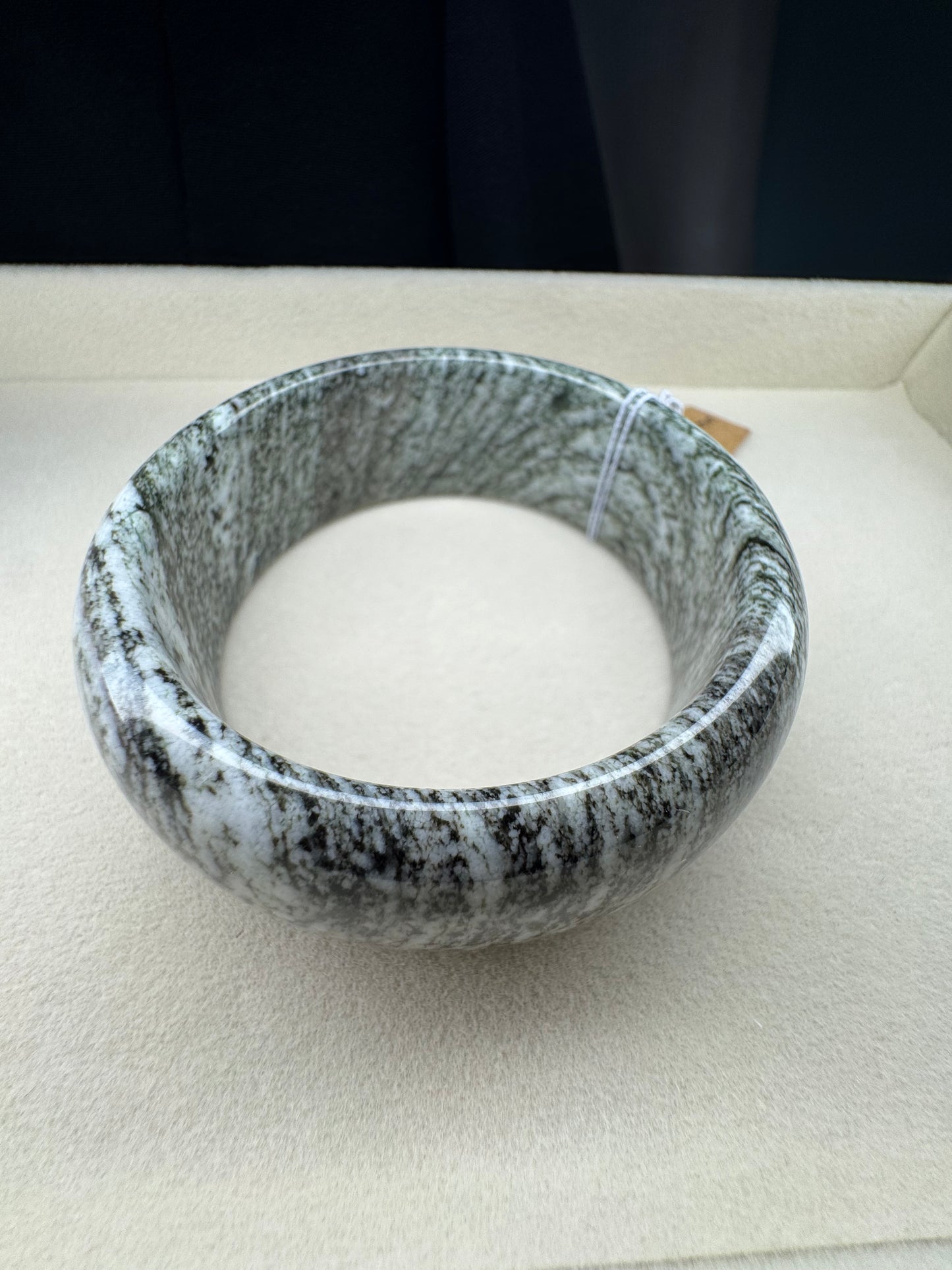 Fashionista thick bang(21mm) jadeite jade bangle, 55mm