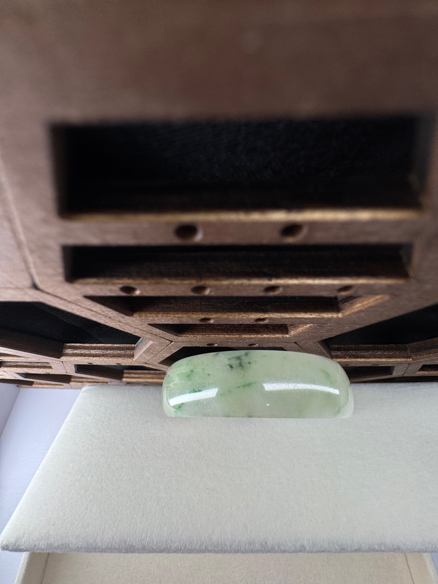 Four seasons jadeite jade bangle, 52mm