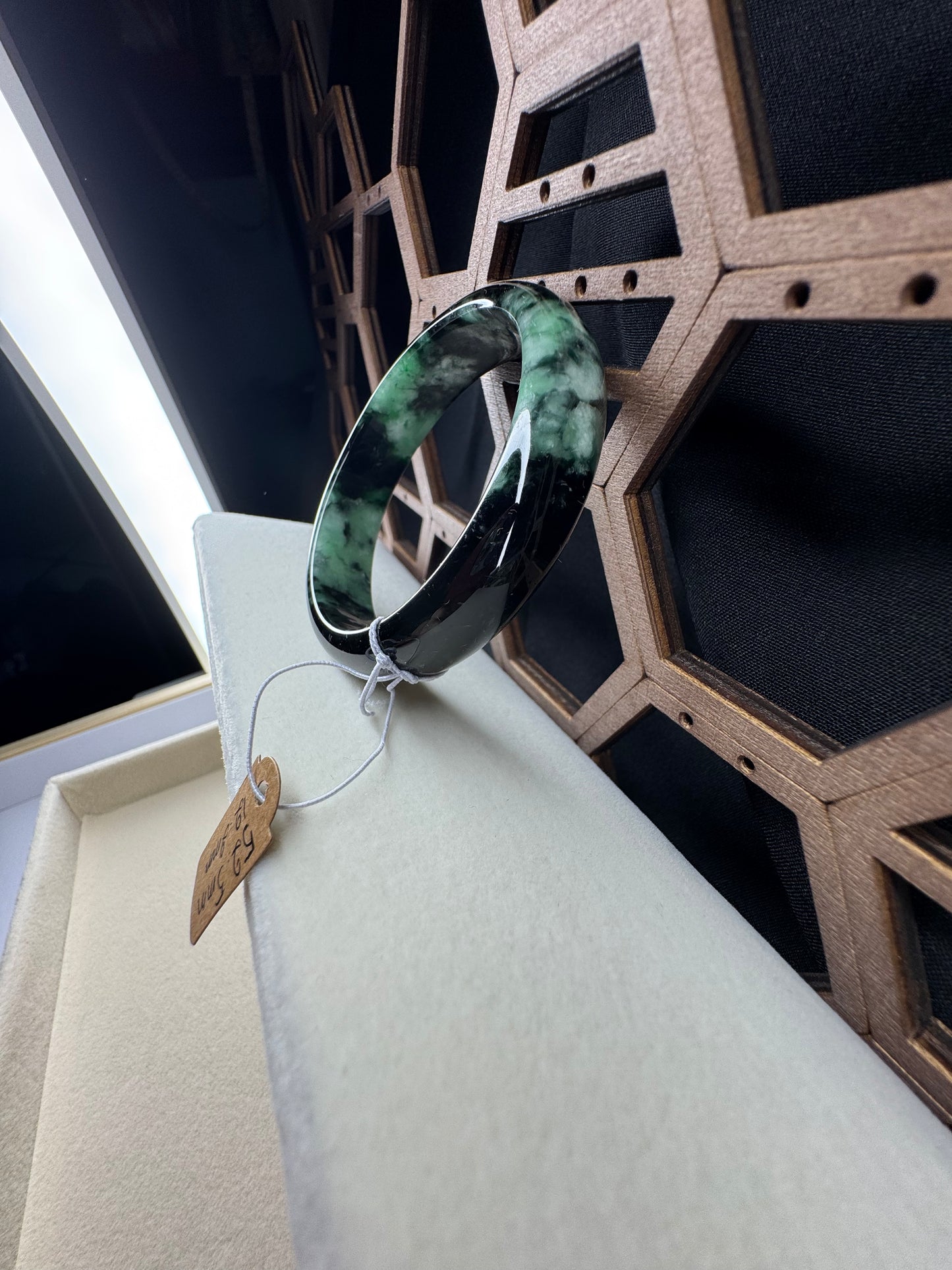 Forest Green Classic Jadeite Jade Bangle Bracelet. 52mm