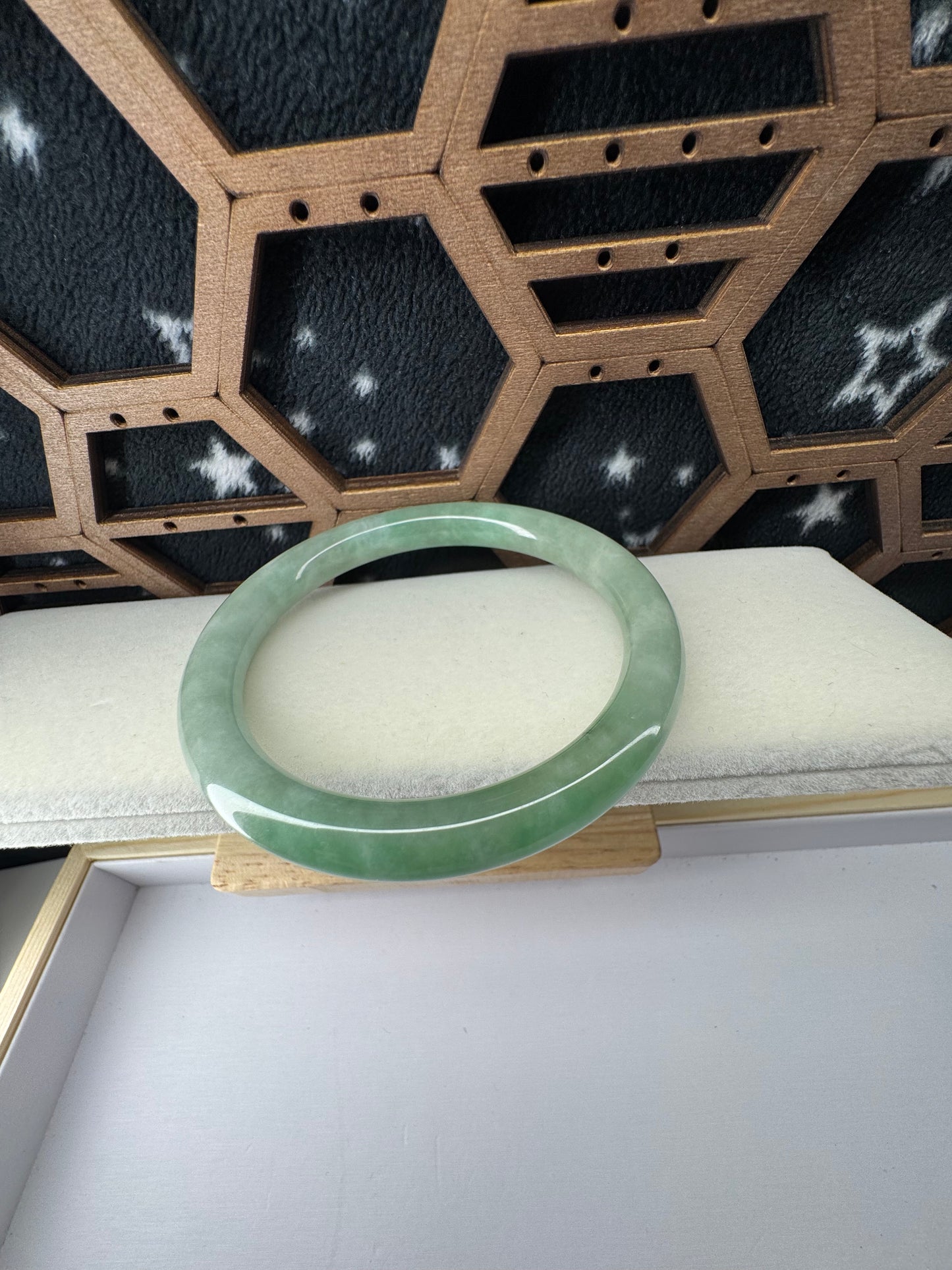 Round Jingle bangle Bracelet. 59mm
