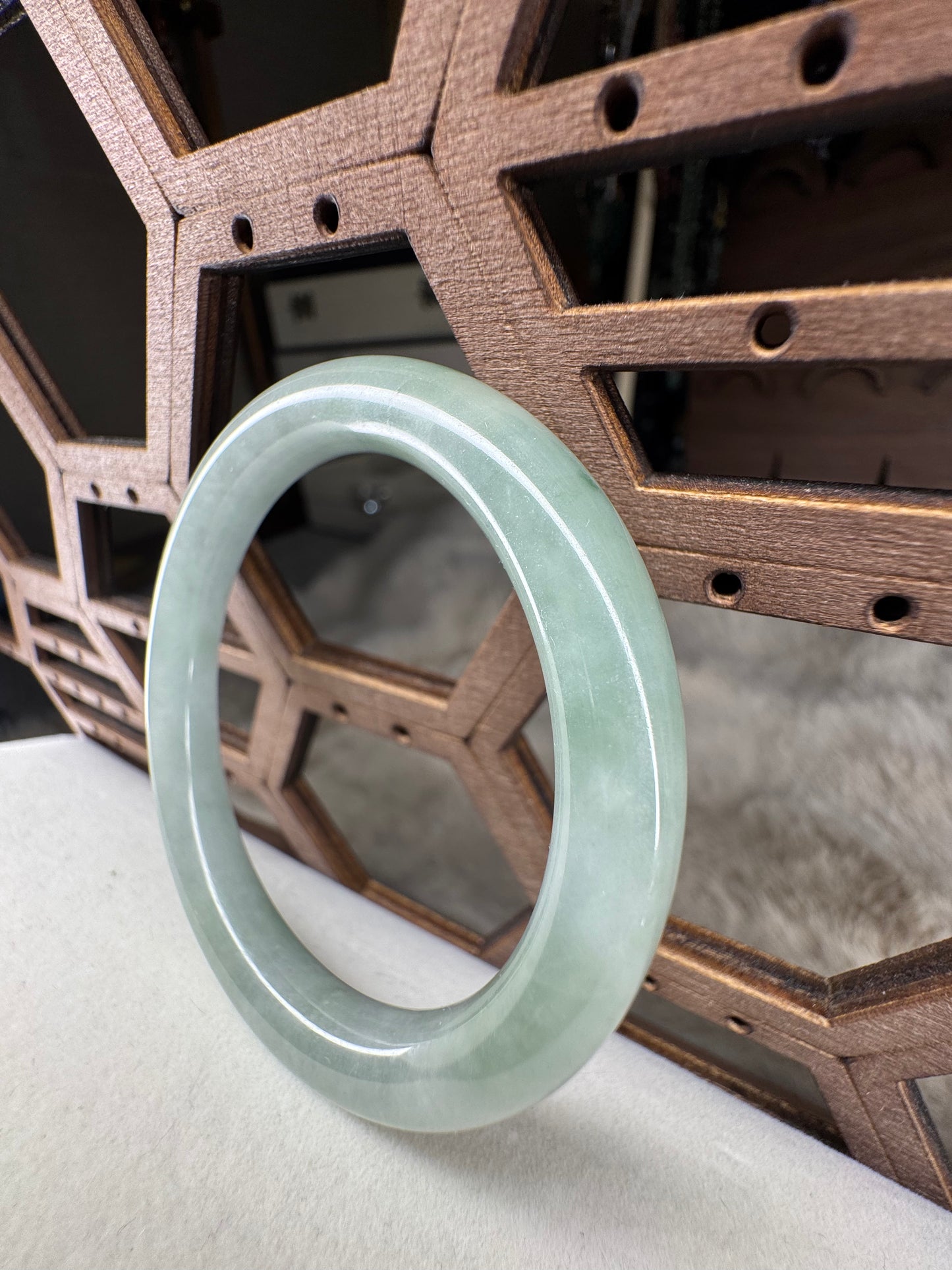 Classic Round Bangle Jadeite Jade, 50mm